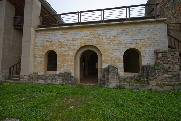 Portada de la sala capitular del monasterio de Moreruela